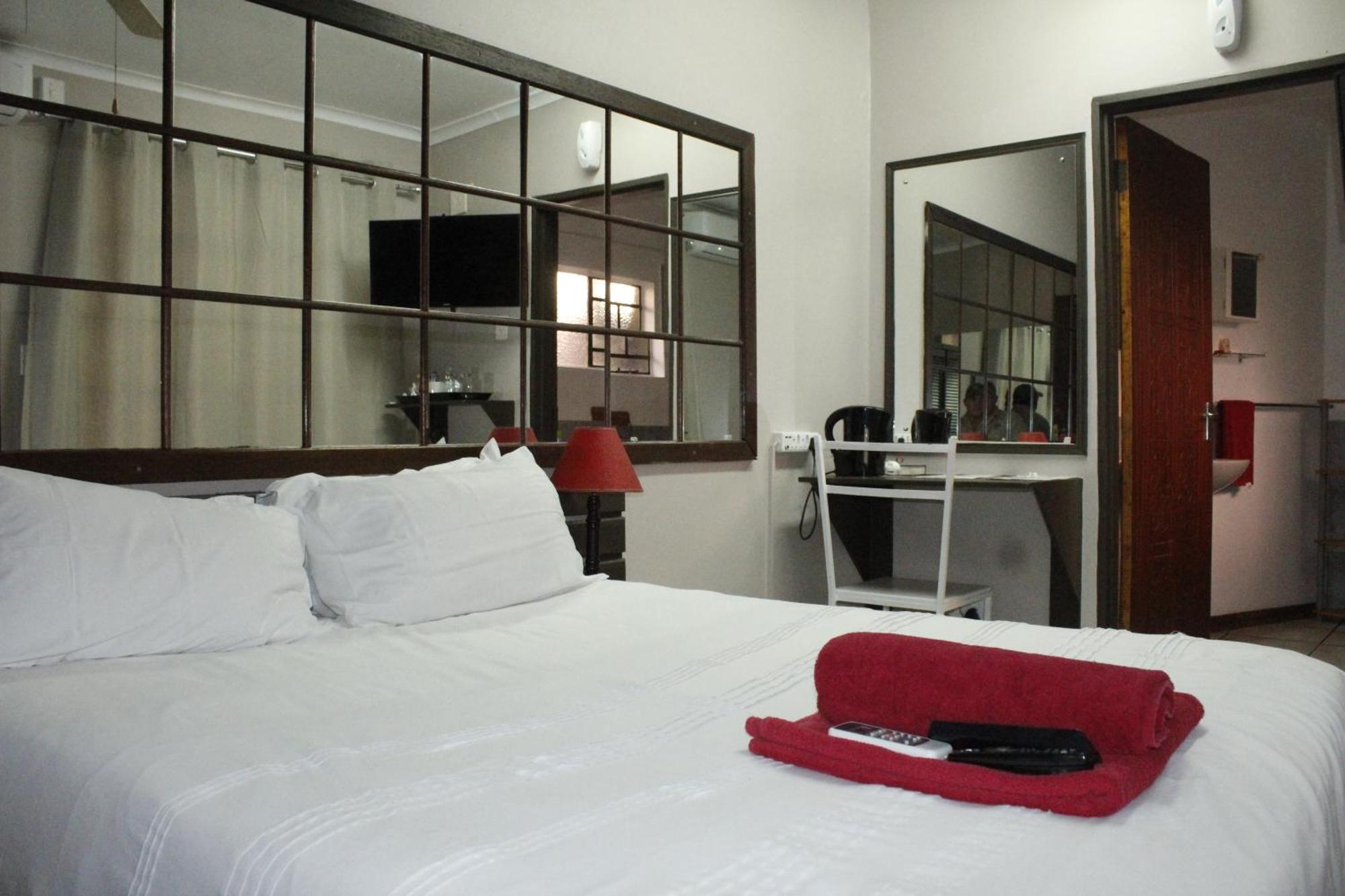 The Ultimate Lodge Louis Trichardt Extérieur photo